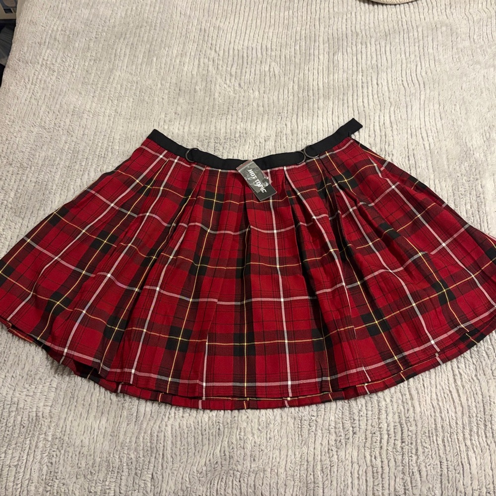 Hot Topic Red Plaid Pleated Skater Skirt Size L